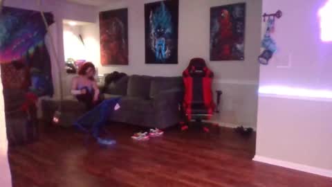 Snapshot of makeitrain904 chatting on February 9, 2025, 6:54 am makeitrain904 online show from February 9, 2025, 6:54 am