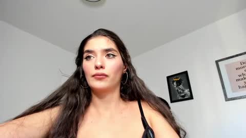 Goddess  Onlyfansportraitmarie online show from January 14, 2025, 1:17 pm