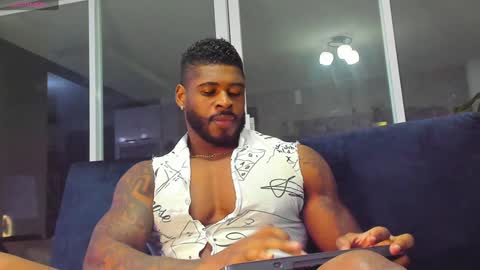 Snapshot of makonneen chatting on December 3, 2024, 3:52 am Makonnen online show from December 3, 2024, 3:52 am
