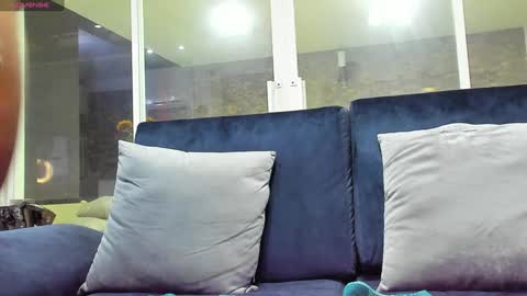 Snapshot of makonneen chatting on December 12, 2024, 3:32 am Makonnen online show from December 12, 2024, 3:32 am
