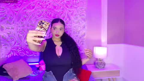   online show from December 1, 2025, 12:21 pm