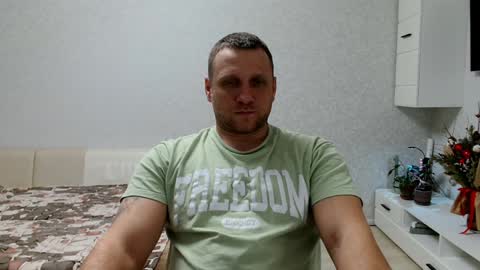 malchyshka online show from January 29, 2025, 1:07 pm