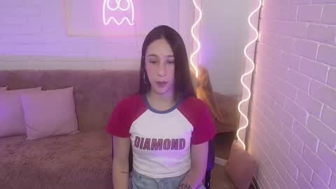 Snapshot of maleja_tay chatting on November 8, 2025, 7:34 pm MALEJAA online show from November 8, 2025, 7:34 pm