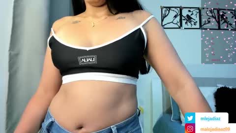 Snapshot of malejadiaz_ chatting on February 25, 2025, 8:30 pm Maleja Diaz online show from February 25, 2025, 8:30 pm