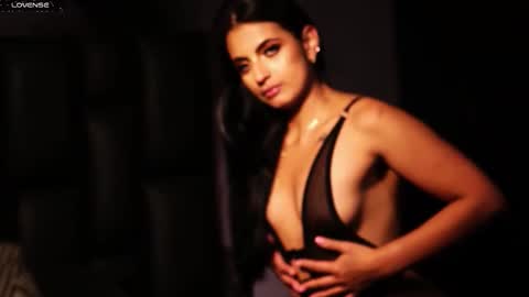 Maleja Diaz online show from March 17, 2026, 5:27 pm