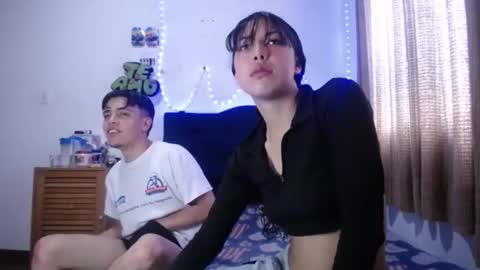 Snapshot of malejand_thomassex chatting on February 15, 2025, 12:43 pm maleja y thomas online show from February 15, 2025, 12:43 pm