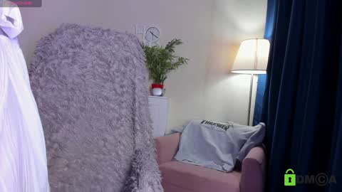 Malena online show from December 8, 2024, 1:36 pm