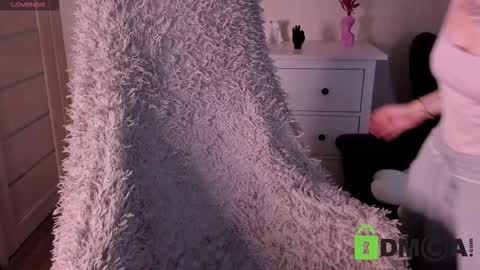 Malena online show from October 10, 2025, 9:19 am