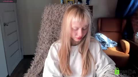 Malena online show from May 17, 2026, 10:22 am