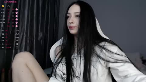 piu online show from February 24, 2026, 2:15 pm