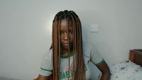 lati online show from October 29, 2025, 1:57 pm