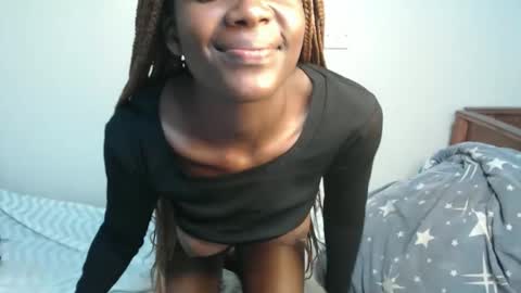 lati online show from November 27, 2025, 1:07 am