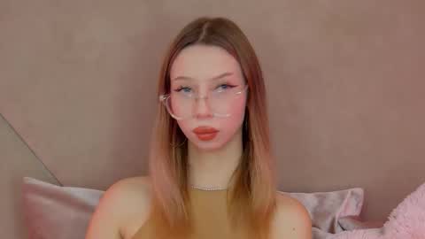 Malialandre online show from October 17, 2025, 4:31 pm