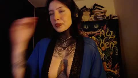 Alice Asylum online show from November 3, 2025, 3:52 am