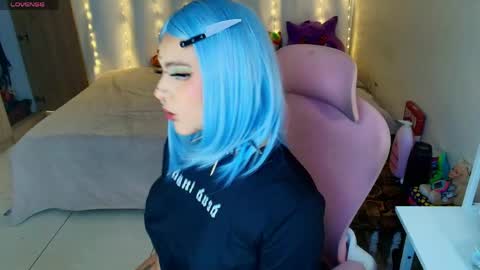 maliciaxpoison online show from April 29, 2026, 6:06 am
