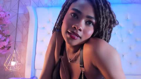 Malika soleil  online show from February 28, 2026, 4:13 am