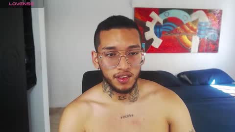 Snapshot of malikzzain chatting on November 8, 2025, 2:39 pm Zain Malik online show from November 8, 2025, 2:39 pm