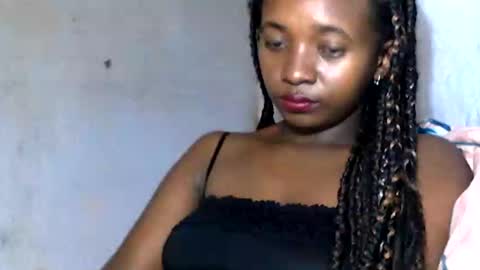 malinah01 online show from December 13, 2024, 10:41 am