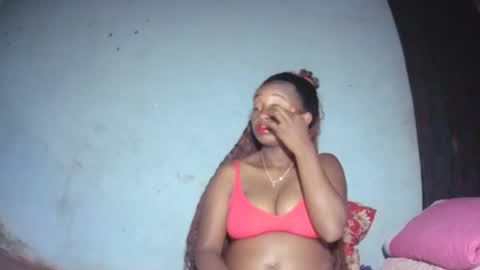 malinah01 online show from September 23, 2025, 5:21 am