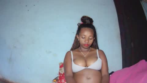 malinah01 online show from September 24, 2025, 6:22 pm
