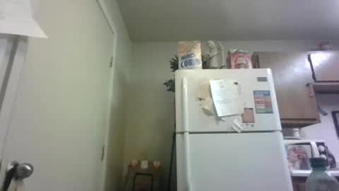 Snapshot of malinda702 chatting on December 28, 2024, 12:15 am malinda702 online show from December 28, 2024, 12:15 am