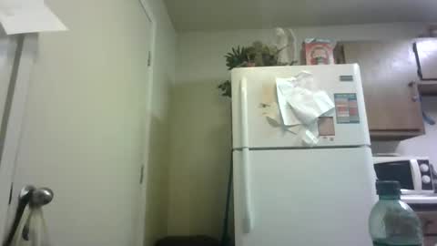 Snapshot of malinda702 chatting on January 3, 2025, 12:22 am malinda702 online show from January 3, 2025, 12:22 am