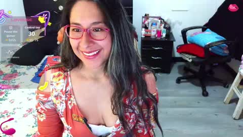 Snapshot of malishka_fox chatting on September 23, 2025, 5:05 pm Malishka online show from September 23, 2025, 5:05 pm