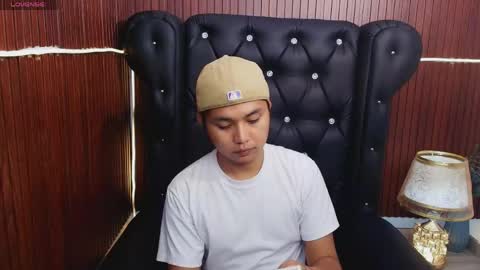 maliyah_vaughan online show from April 26, 2026, 2:48 pm