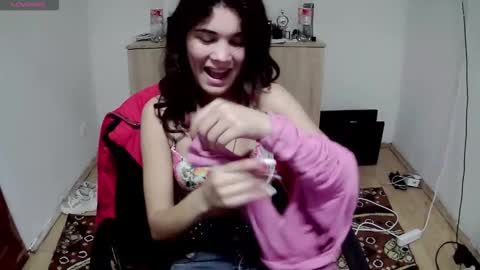 mallorymyers online show from December 1, 2025, 8:58 pm