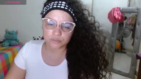 MI INSTAGRAM soy glory01 online show from September 15, 2025, 9:59 pm