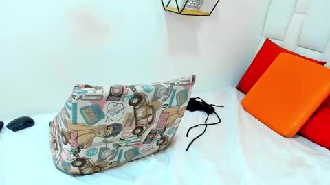 Snapshot of malu_hot69 chatting on March 7, 2025, 5:38 pm Malu online show from March 7, 2025, 5:38 pm