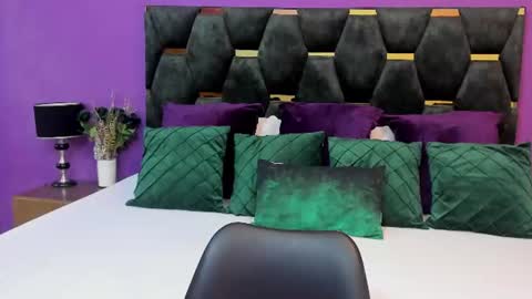 alejandra maleja online show from July 3, 2026, 12:33 pm