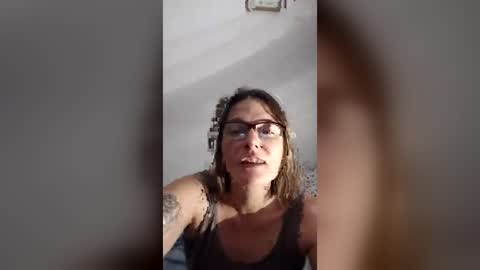 Snapshot of mamabear2727 chatting on July 9, 2026, 7:34 am mamabear2727 online show from July 9, 2026, 7:34 am