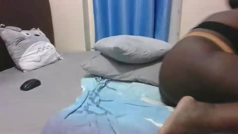 mamasita2023 online show from February 23, 2025, 5:18 pm