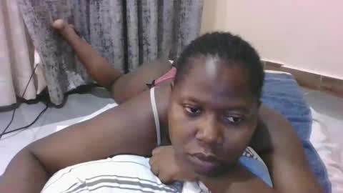 mamasita2023 online show from March 9, 2025, 4:05 am