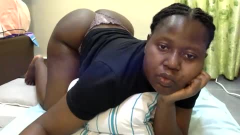 mamasita2023 online show from October 10, 2025, 2:38 pm