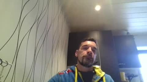 Snapshot of man_from_geaven chatting on February 10, 2025, 9:47 am man_from_geaven online show from February 10, 2025, 9:47 am