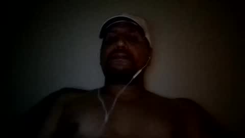 Snapshot of man_new chatting on September 19, 2025, 2:46 am Man new online show from September 19, 2025, 2:46 am