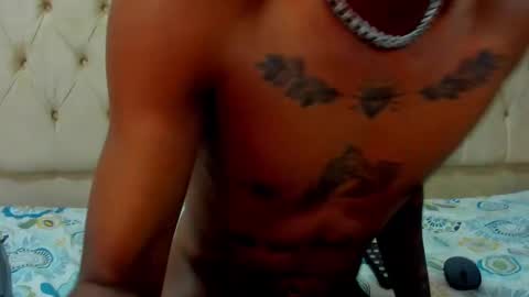 man_san11 online show from February 11, 2025, 5:50 pm