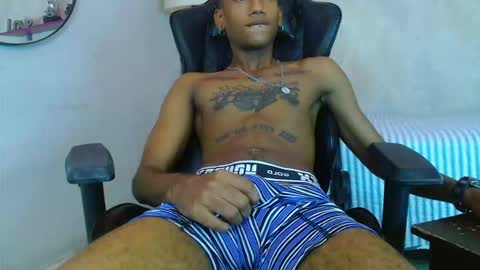 man_san11 online show from October 24, 2025, 4:47 pm