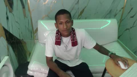 man_san11 online show from November 16, 2025, 4:34 pm