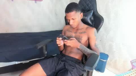 man_san11 online show from December 3, 2025, 2:26 pm