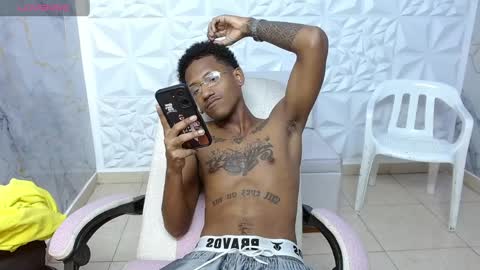 Snapshot of man_sant11 chatting on April 9, 2026, 3:17 pm man_sant11 online show from April 9, 2026, 3:17 pm