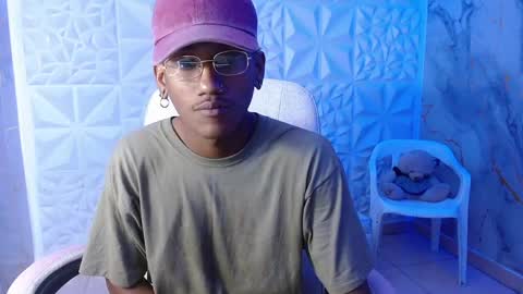 Snapshot of man_sant11 chatting on April 12, 2026, 4:34 pm man_sant11 online show from April 12, 2026, 4:34 pm