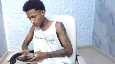 Snapshot of man_sant11 chatting on May 16, 2026, 5:12 pm man_sant11 online show from May 16, 2026, 5:12 pm