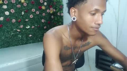 Snapshot of man_sant11 chatting on May 27, 2026, 3:42 pm man_sant11 online show from May 27, 2026, 3:42 pm