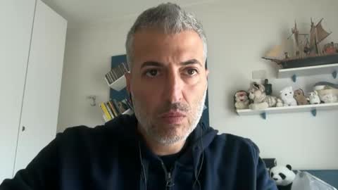 Snapshot of manager82 chatting on October 6, 2025, 10:56 am manager82 online show from October 6, 2025, 10:56 am