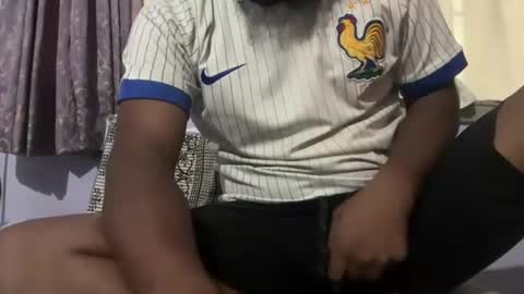 mananmathew95 online show from July 6, 2026, 10:12 am
