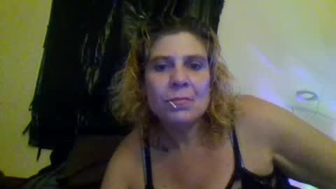 mindy22 online show from June 27, 2026, 7:46 am