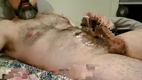 Snapshot of mandimebear17 chatting on February 14, 2025, 3:00 am Man Dime Bear17 online show from February 14, 2025, 3:00 am